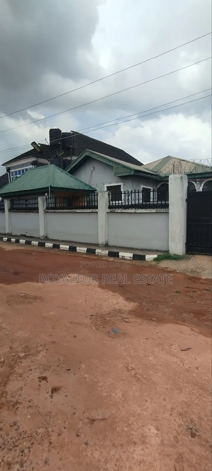 2bdrm Block of Flats in Royaltor Real Estate, Benin City for sale in Benin City