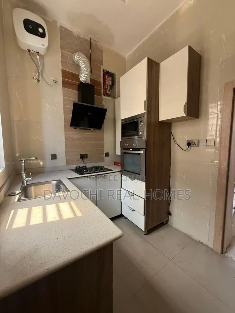 3bdrm Duplex in Harris Drive, Ikota for rent in Ikota