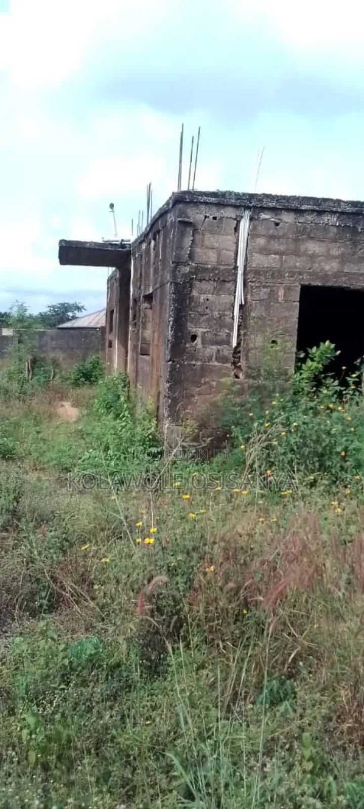 3plots Of Land With Fence Round And Gate in Ibadan
