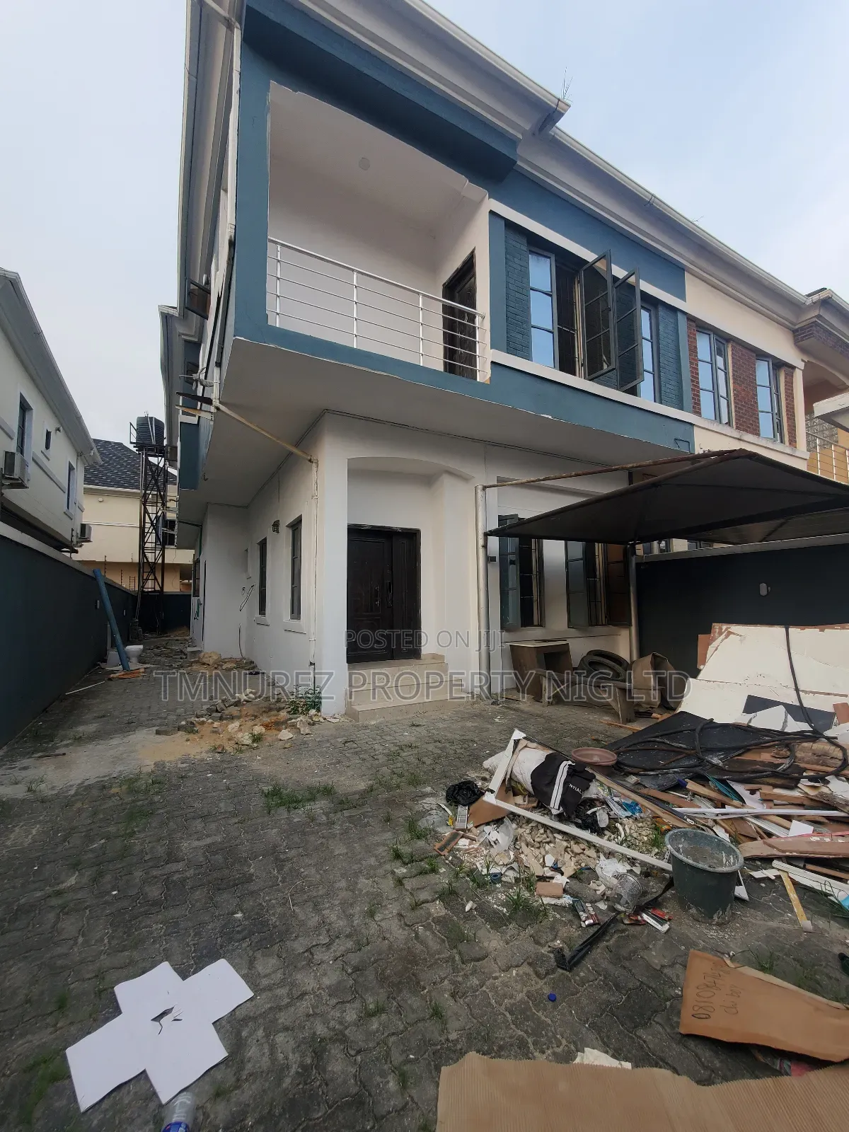 Studio Apartment in Chevron Estate for rent in Chevron