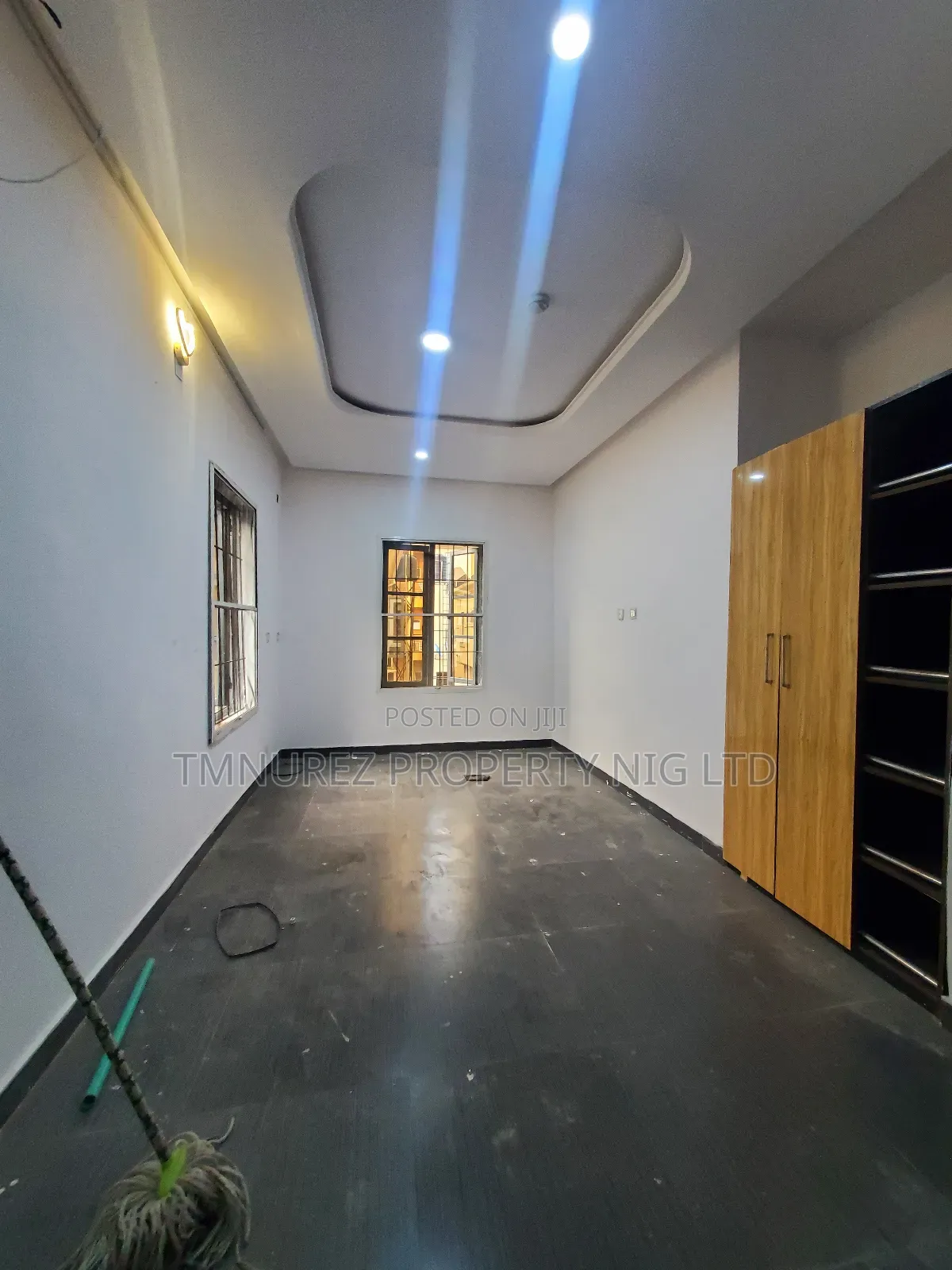 Studio Apartment in Chevron for rent in Chevron