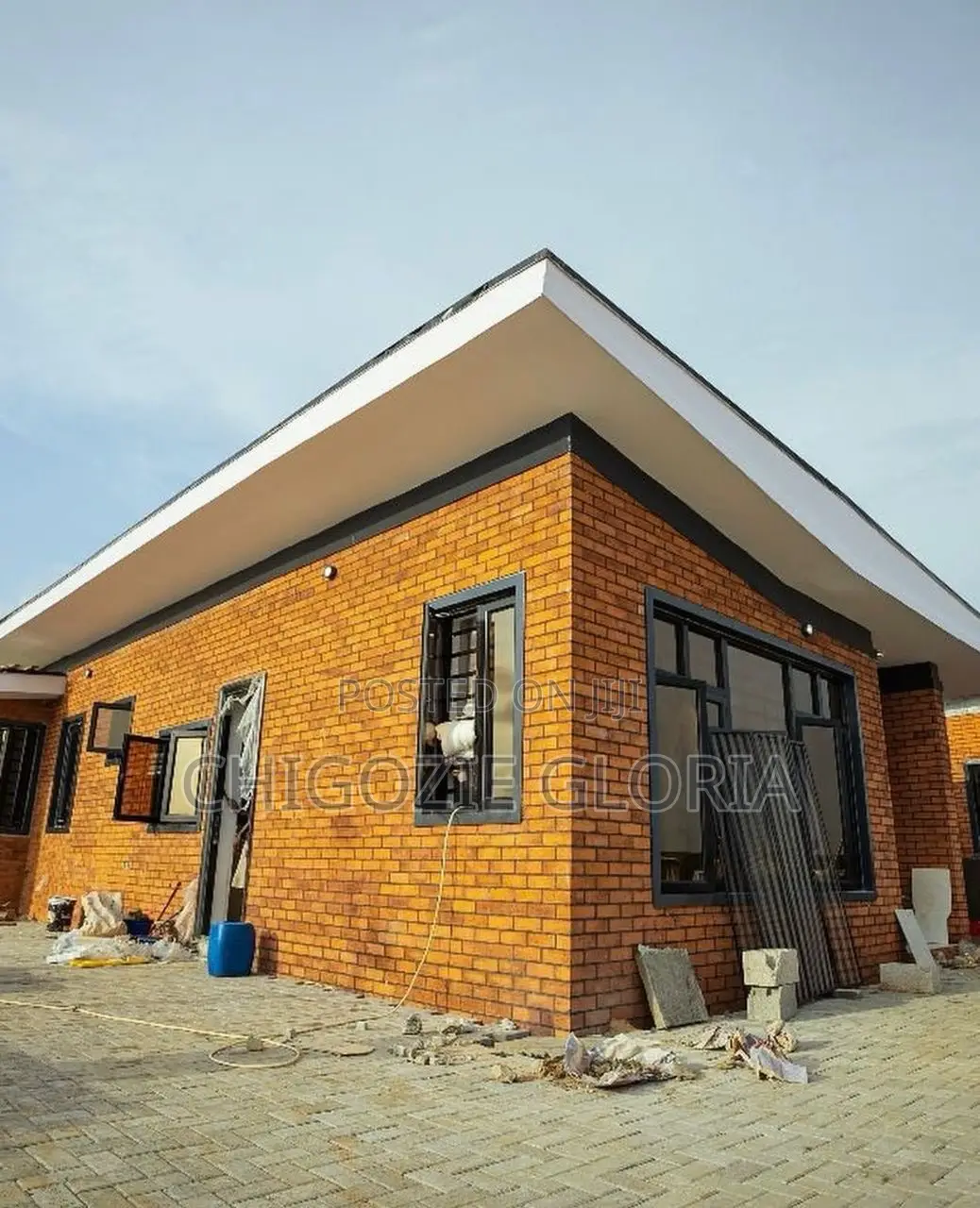 3bdrm Bungalow in Aramide Estate, Aiyeteju for sale in Aiyeteju