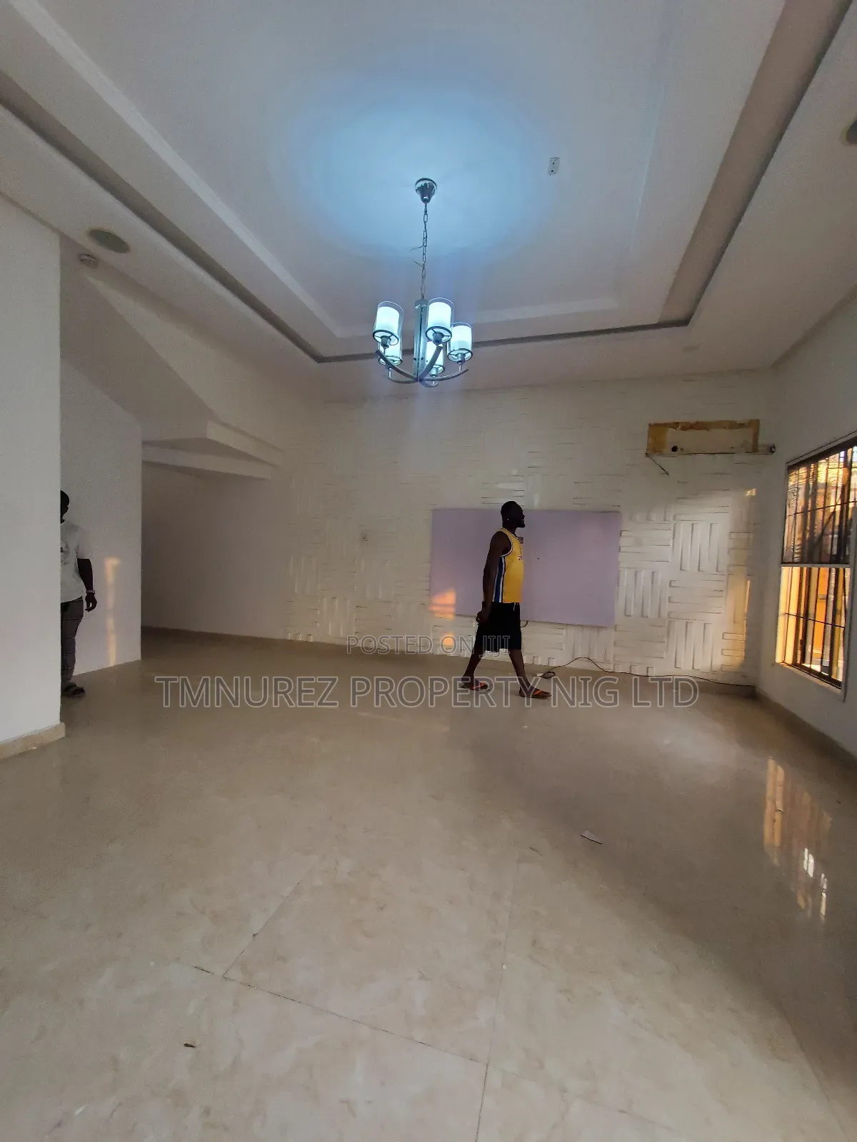 Studio Apartment in Chevron for rent in Chevron