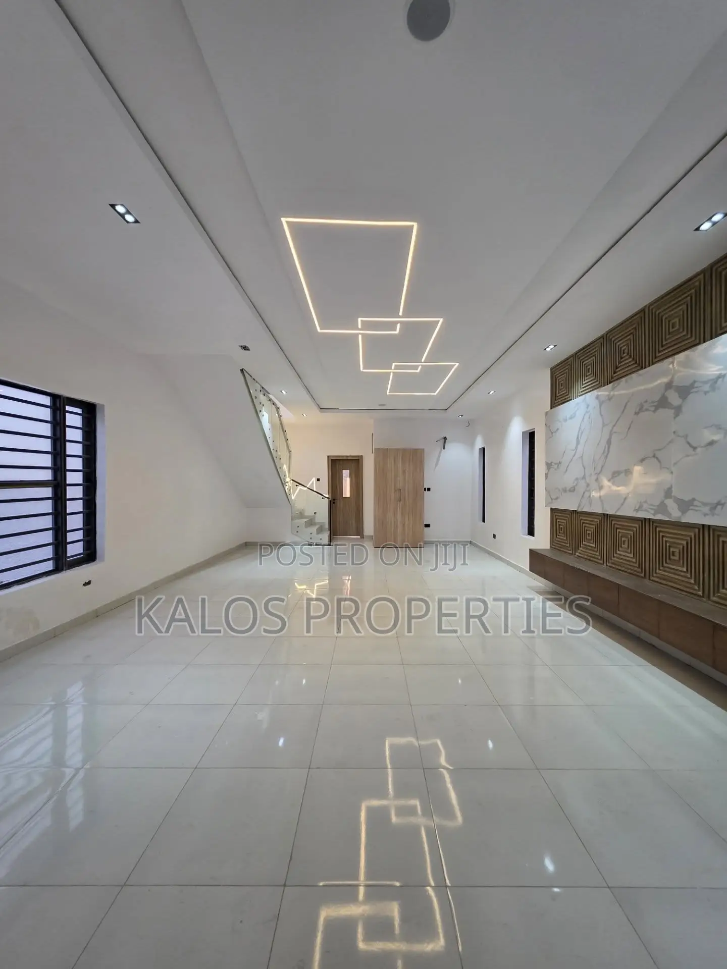 5bdrm Duplex in Harris Drive, VGC / Ajah for sale in VGC / Ajah