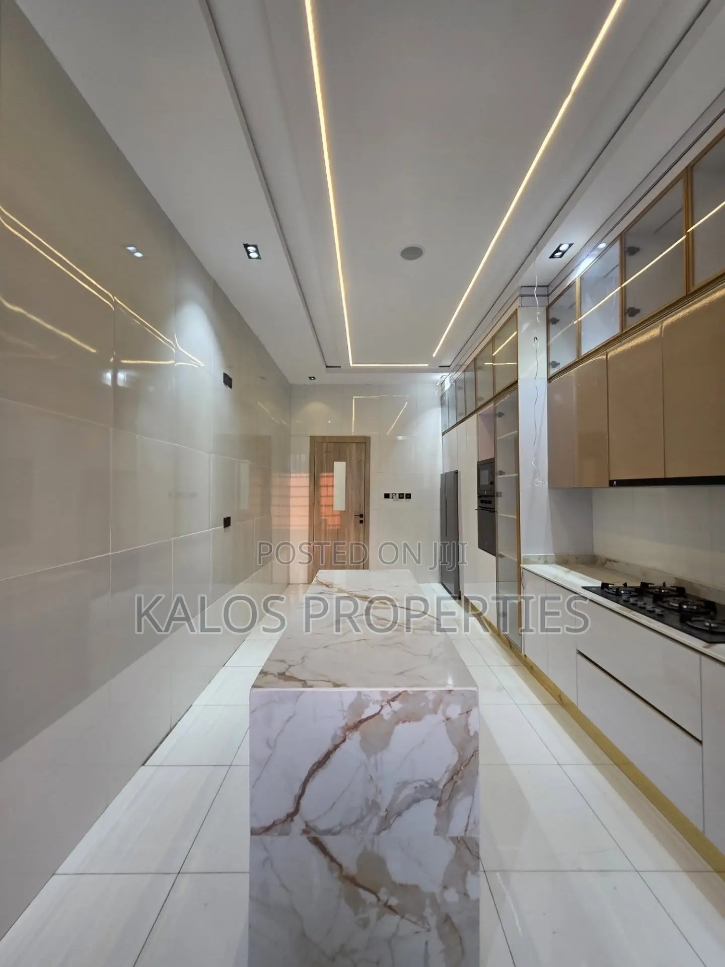 5bdrm Duplex in Harris Drive, VGC / Ajah for sale in VGC / Ajah