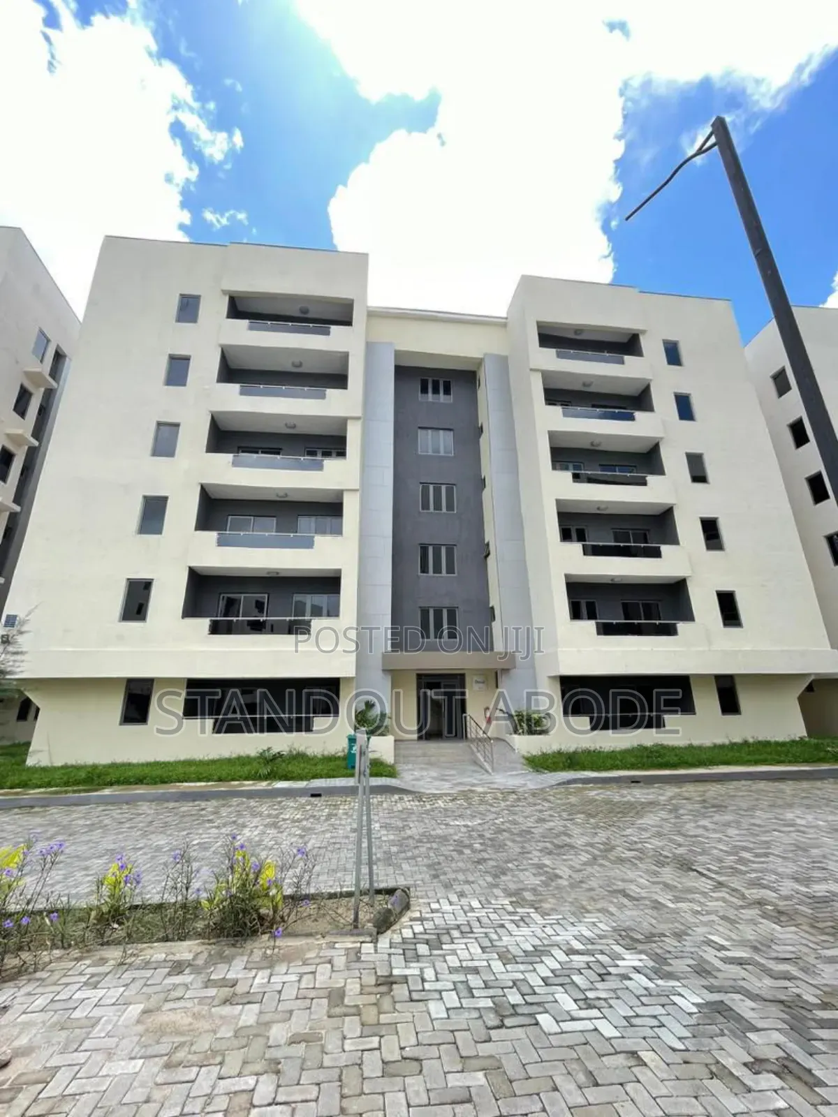 2bdrm Apartment in Ogunlana for sale in Ogunlana