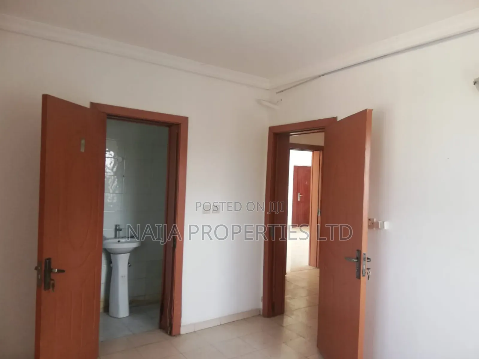 3bdrm Apartment in Oniru, Victoria Island for sale in Victoria Island