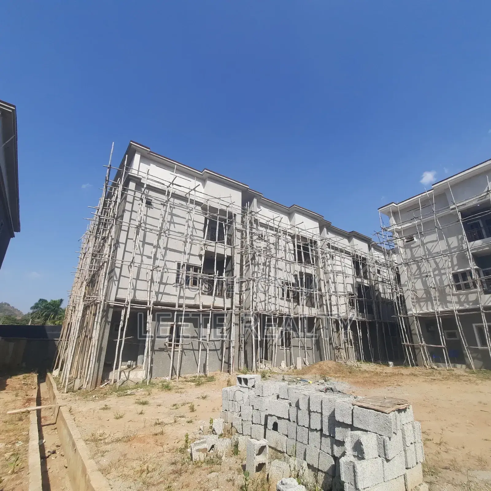 4bdrm Townhouse/Terrace in Gwarinpa for sale in Gwarinpa