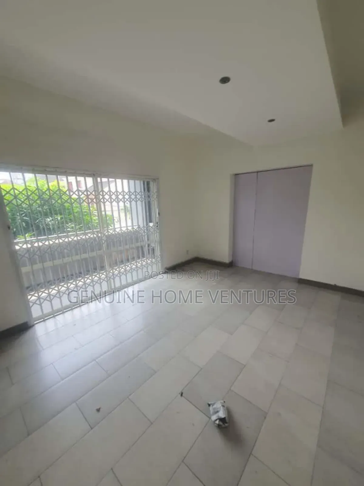 3bdrm Apartment in Ikeja Gra for rent in Ikeja GRA