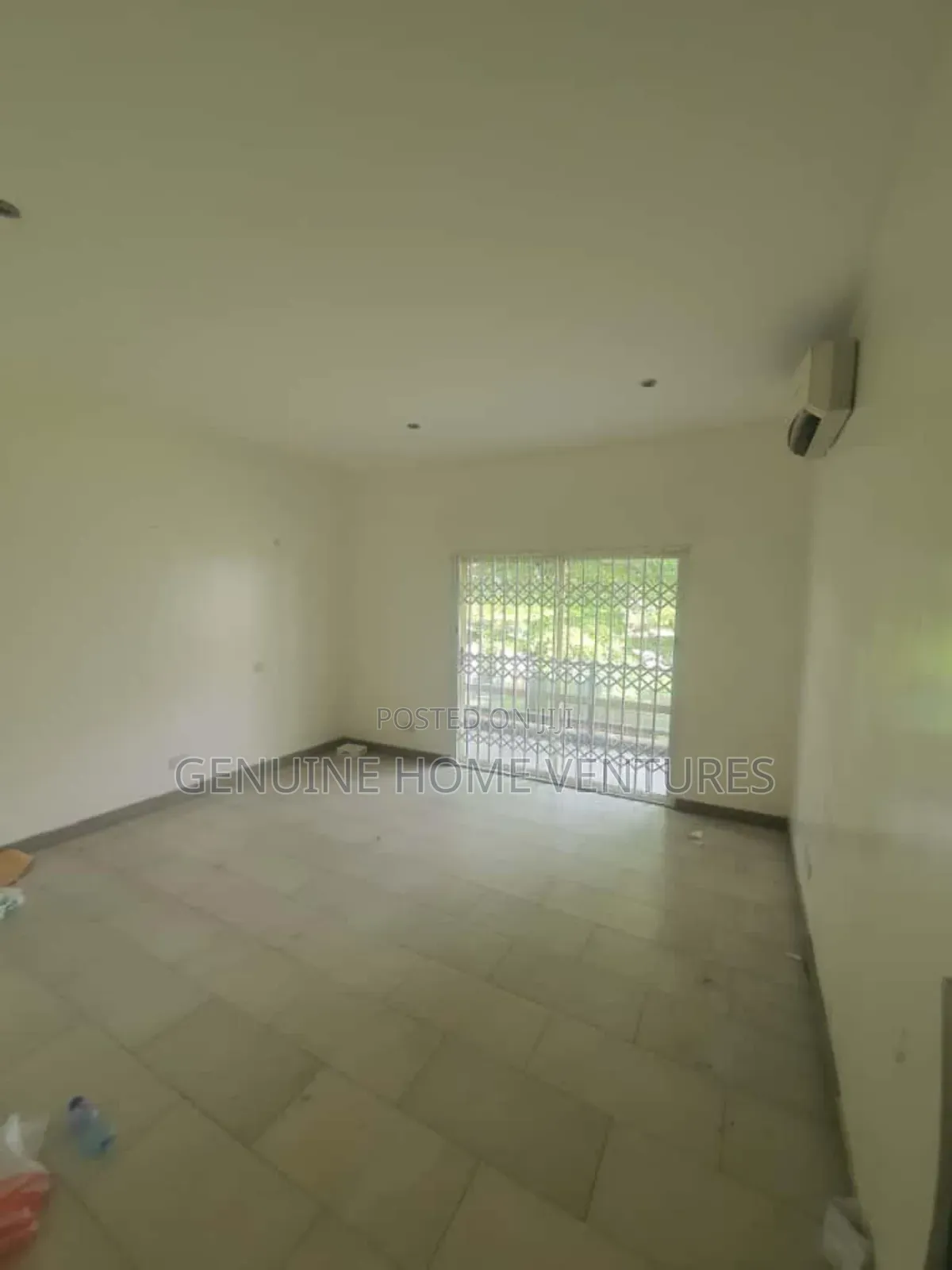 3bdrm Apartment in Ikeja Gra for rent in Ikeja GRA
