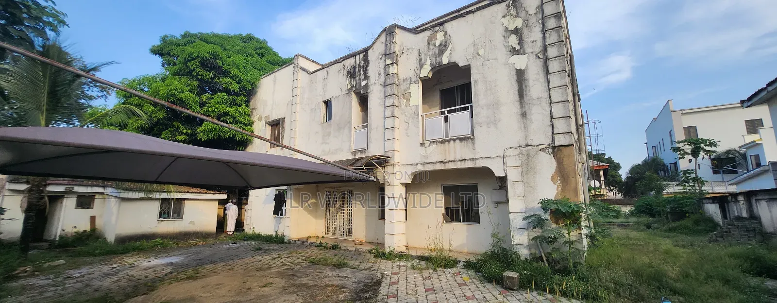 1000sqm Land Space With an Old Building on It in Maitama
