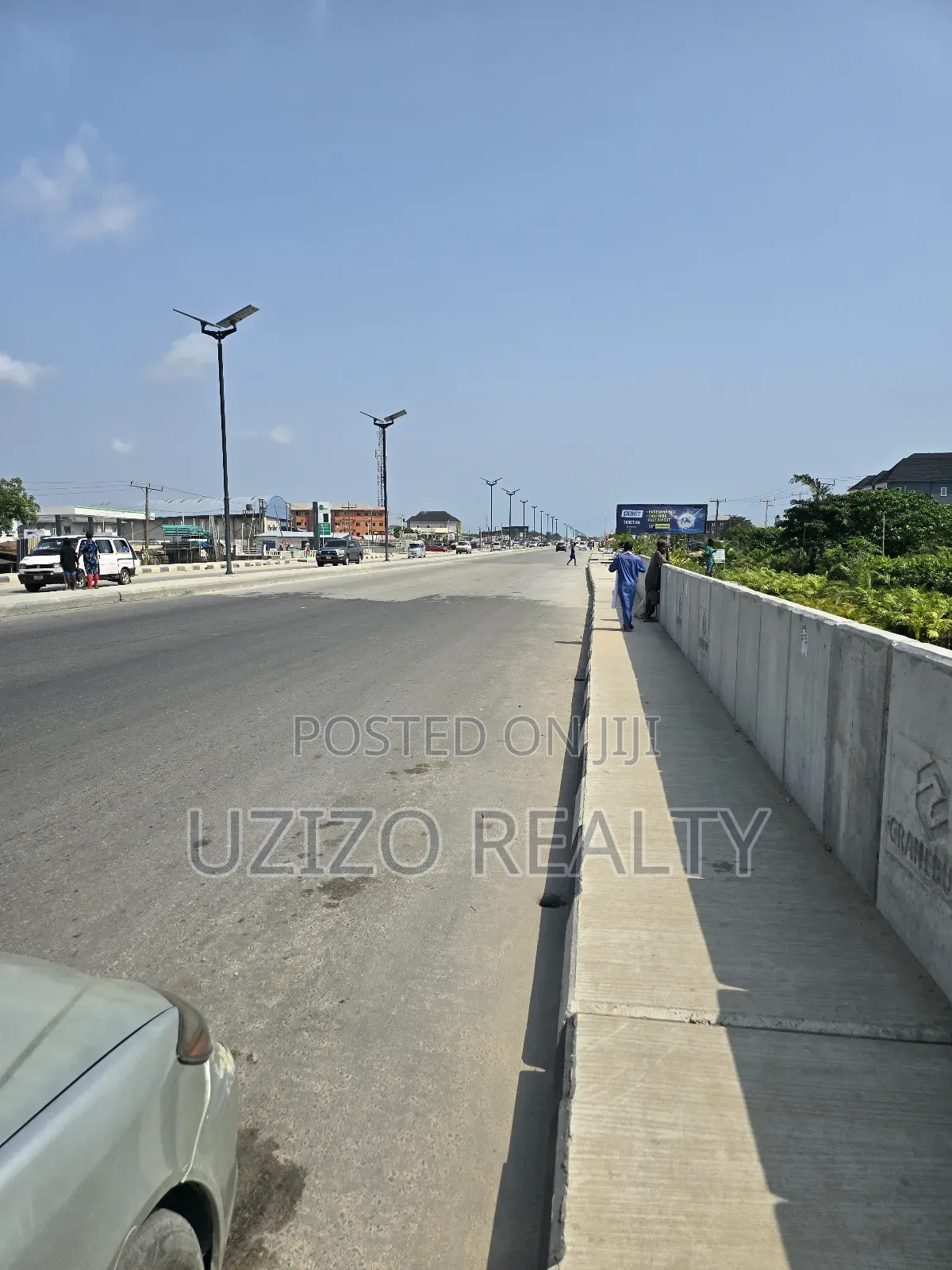 Dryland Directly on Lekki Epe Expressway in Abijo