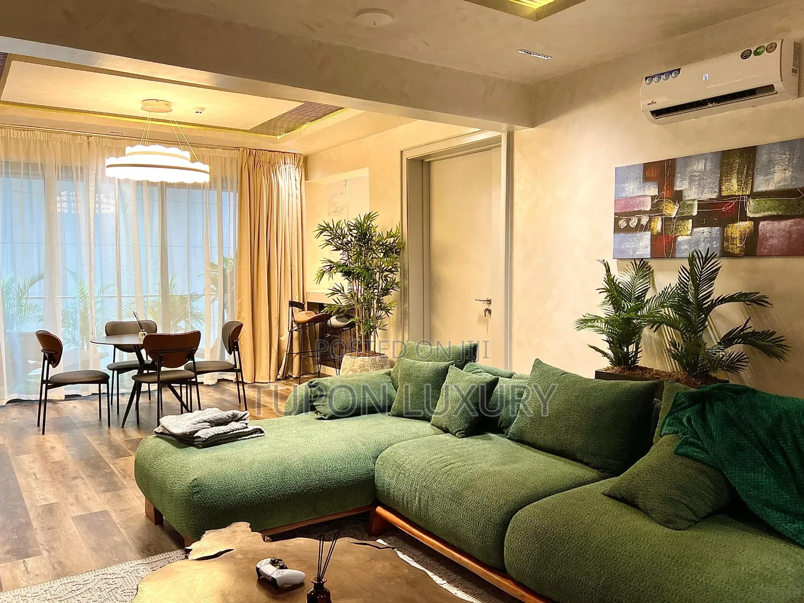 Alexa Smart Home 2bed With Pool, Snooker, Ps5 Gym in Lekki