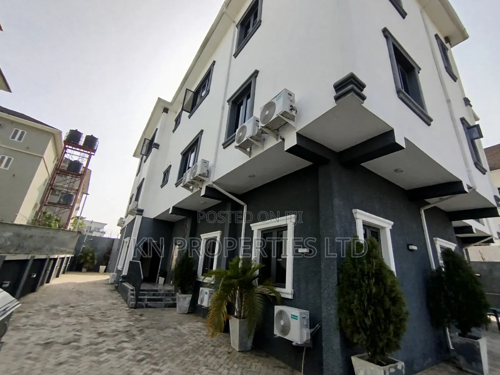 For Sale  4 Units of 2-Bed+ 1 Unit of 1-Bed in Jahi