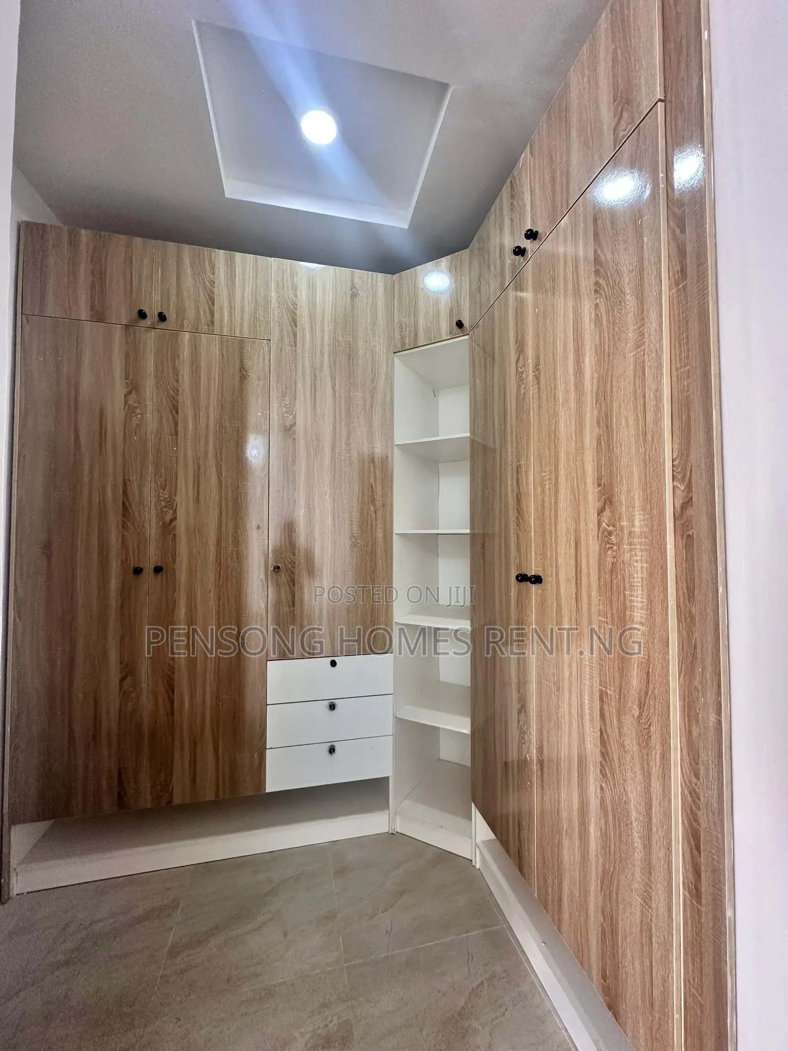 4bdrm Duplex in Harris Drive, Lekki Expressway for rent in Lekki Expressway