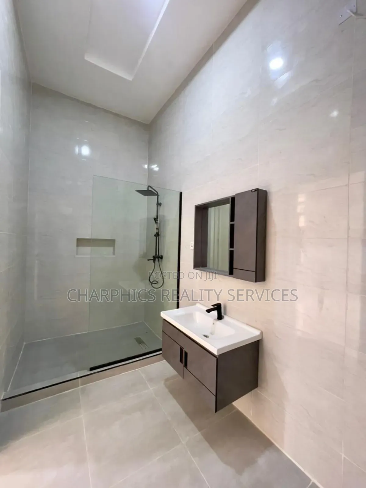 4bdrm Duplex in Ajah for sale in Ajah
