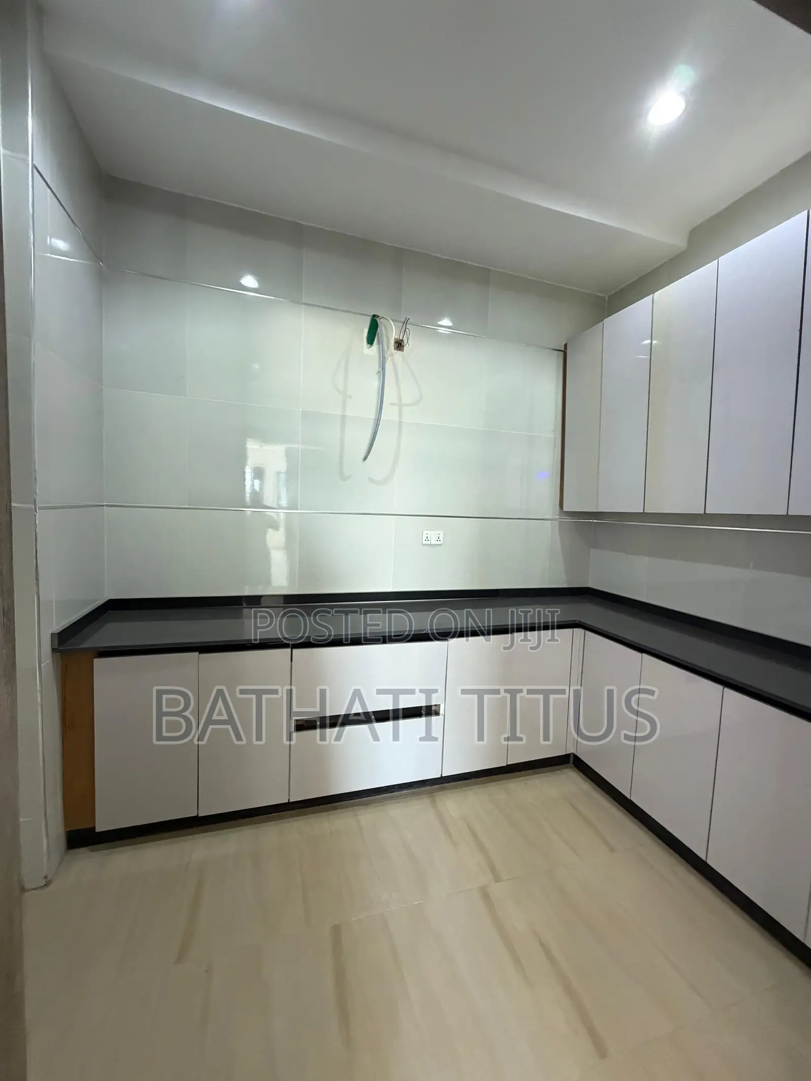 7bdrm Duplex in Guzape District for sale in Guzape District