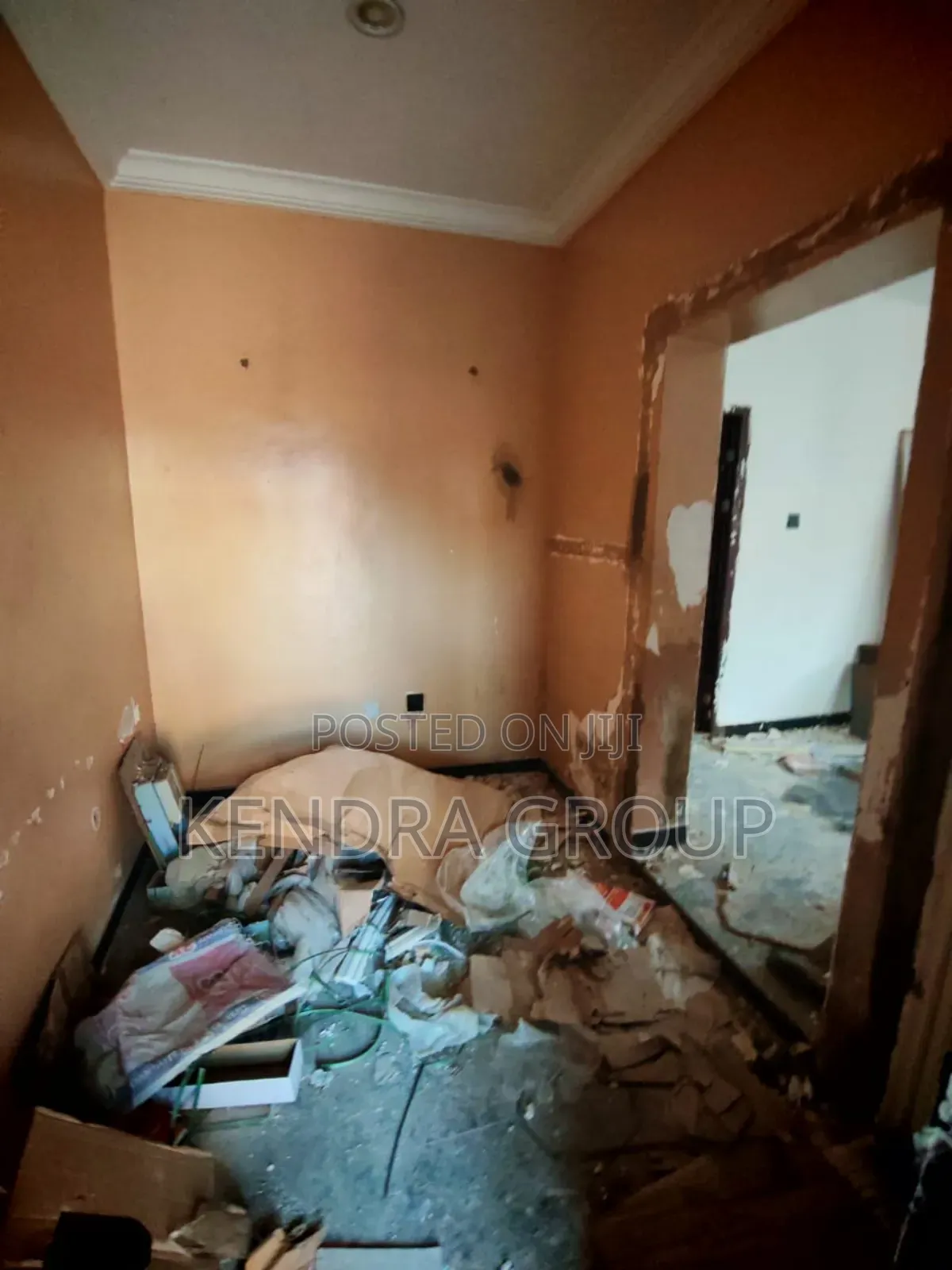 Furnished 4bdrm Duplex in Oluseyi Gbenjo, GRA Phase 2 Shangisha in GRA Phase 2 Shangisha