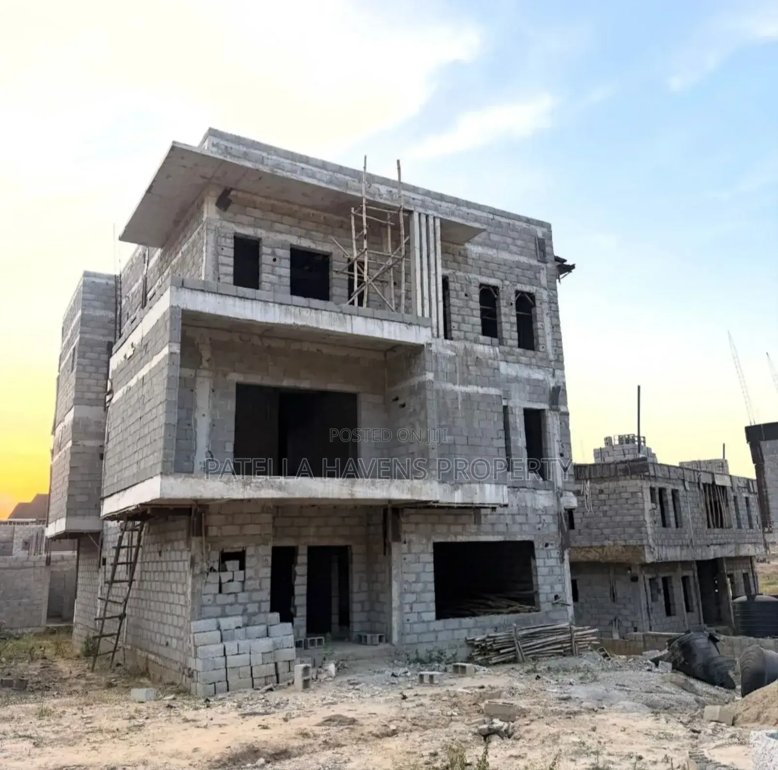 5 Bedroom Fully Detached Carcass in Apo in Apo District