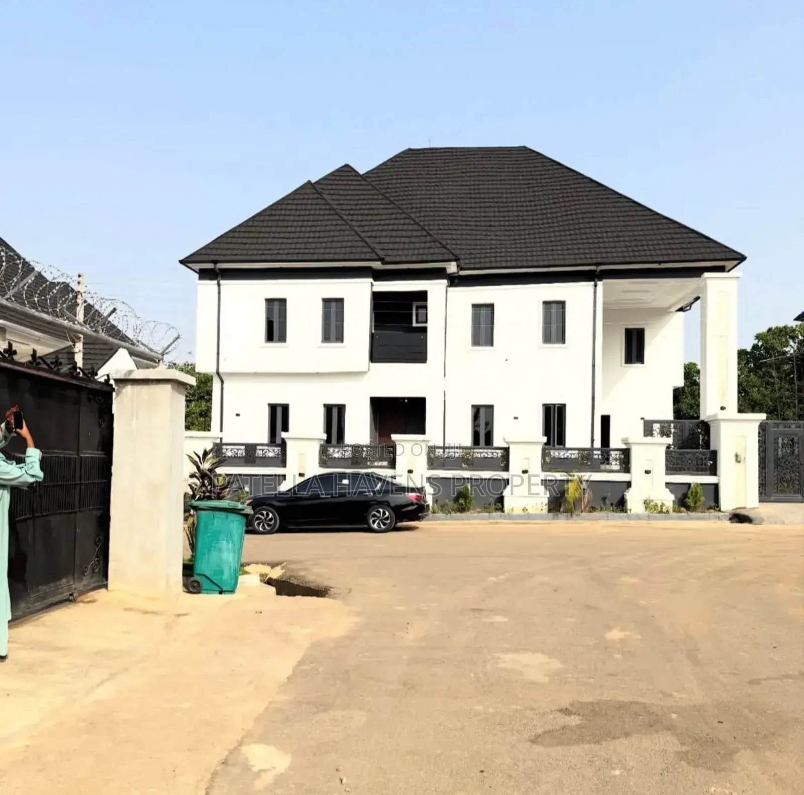 5bdrm Duplex in Galadimawa for sale in Galadimawa