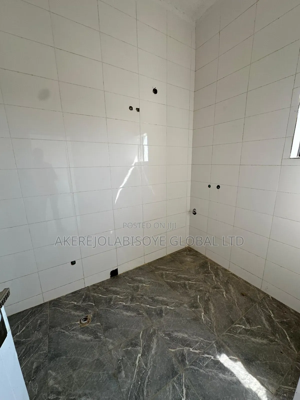 3bdrm Apartment in Lifecamp Abuja for sale in Life Camp