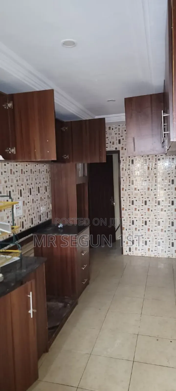 3bdrm Bungalow in Akoto, Akala Express for rent in Akala Express
