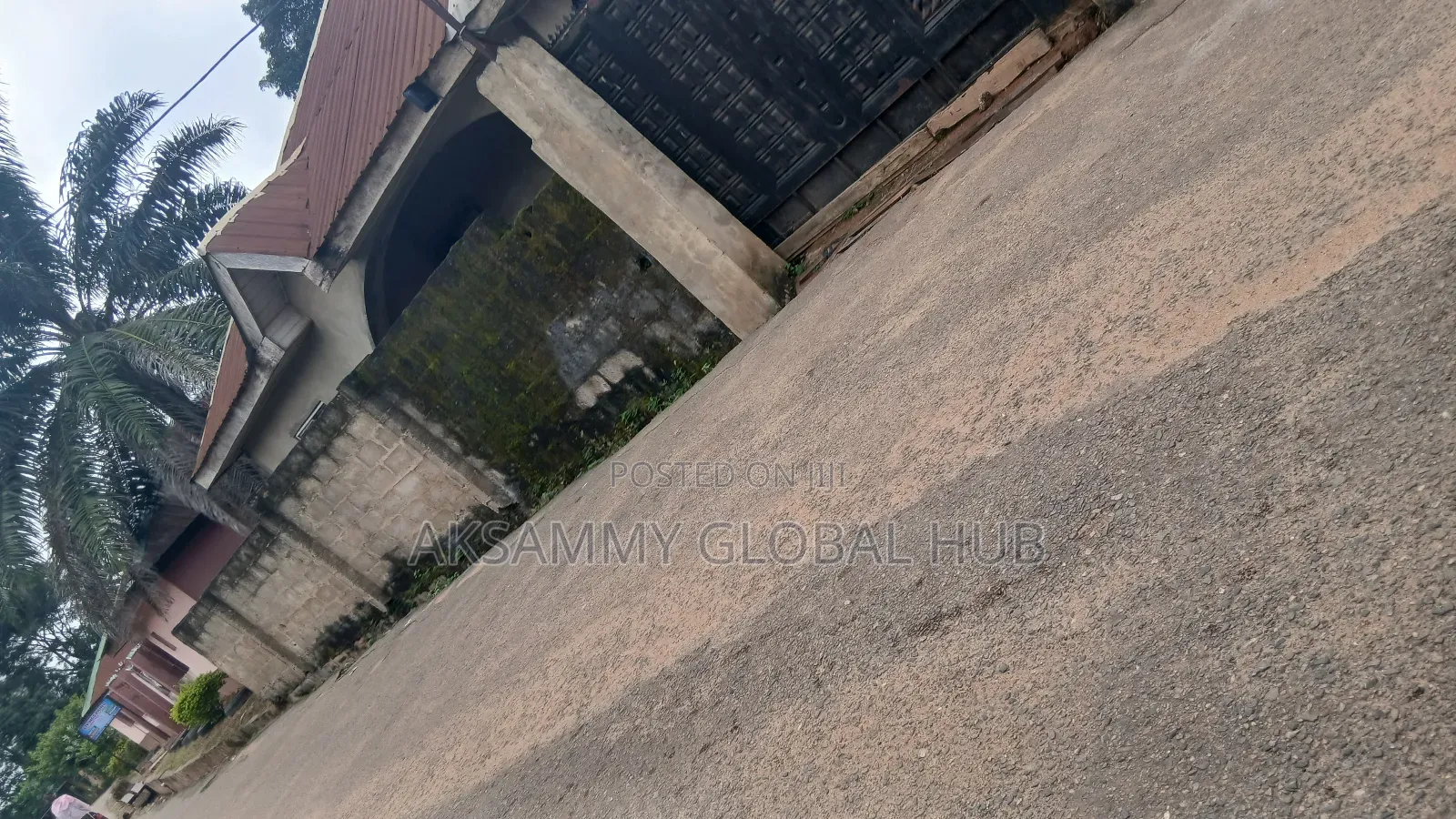 5bdrm Bungalow in Akobo, Ibadan for sale in Ibadan