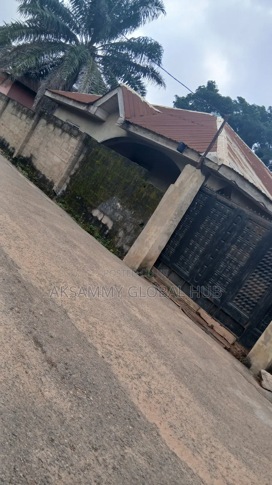 5bdrm Bungalow in Akobo, Ibadan for sale in Ibadan
