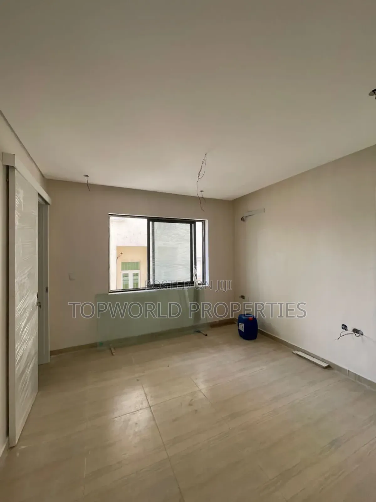 5bdrm Duplex in Parkview Estate for sale in Parkview Estate