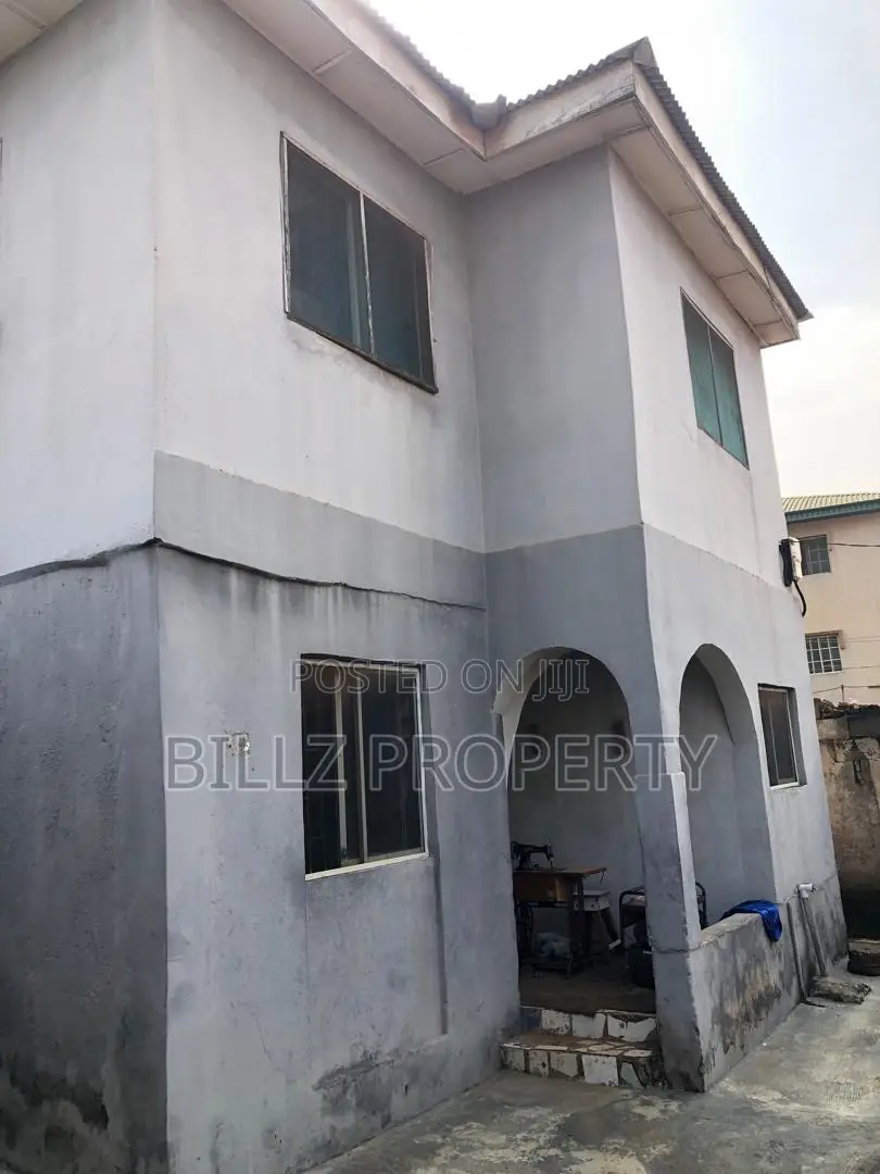 2bdrm Block of Flats in Baale, Abule Egba for sale in Abule Egba