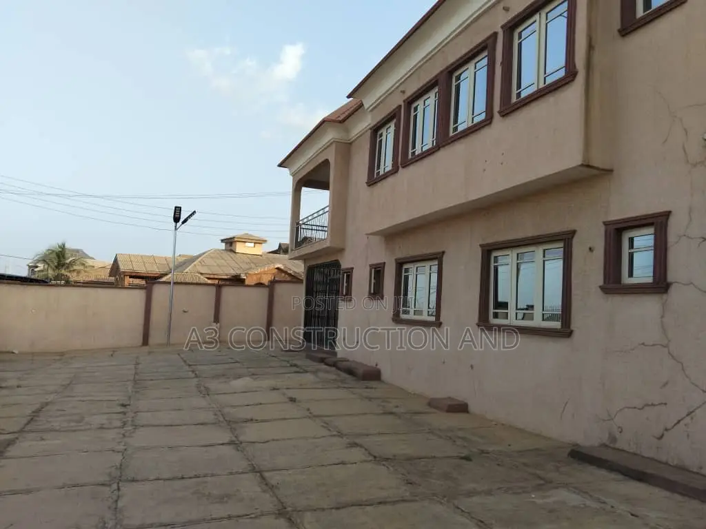 4bdrm Duplex in Jnissi, Akobo for rent in Akobo