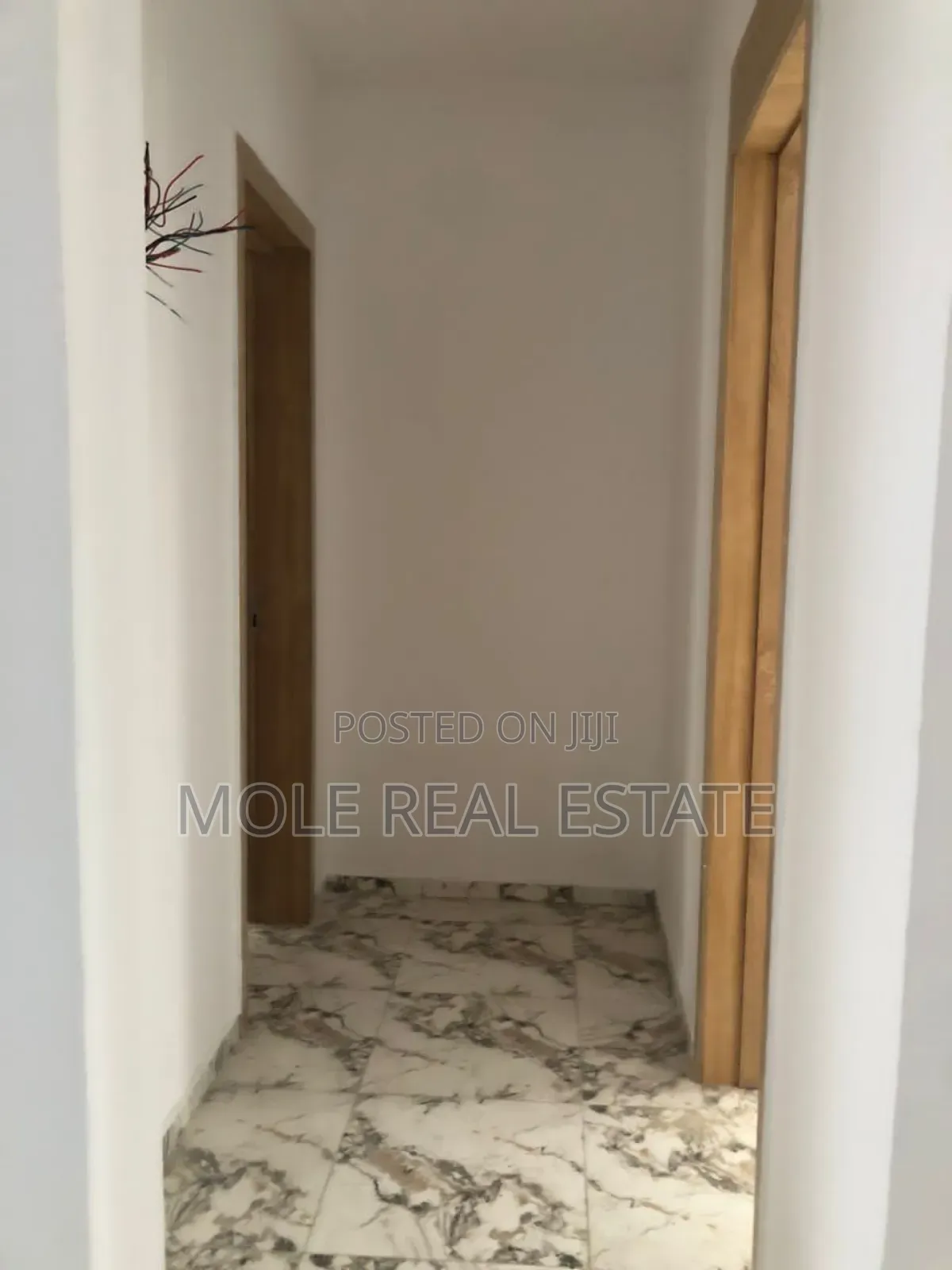 Furnished 5bdrm Duplex in Near Purple Mall, Lekki Phase 1 for sale in Lekki Phase 1