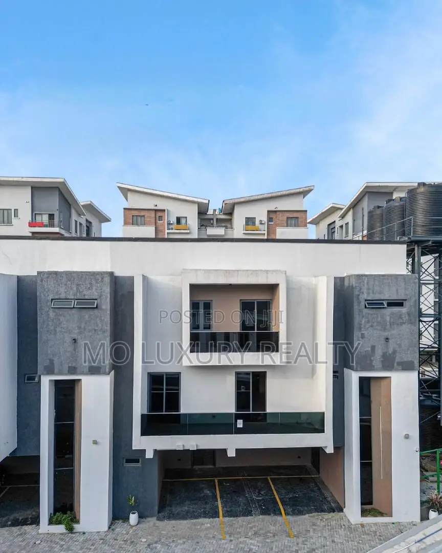 4bdrm Townhouse/Terrace in Court, Ikate for sale in Ikate