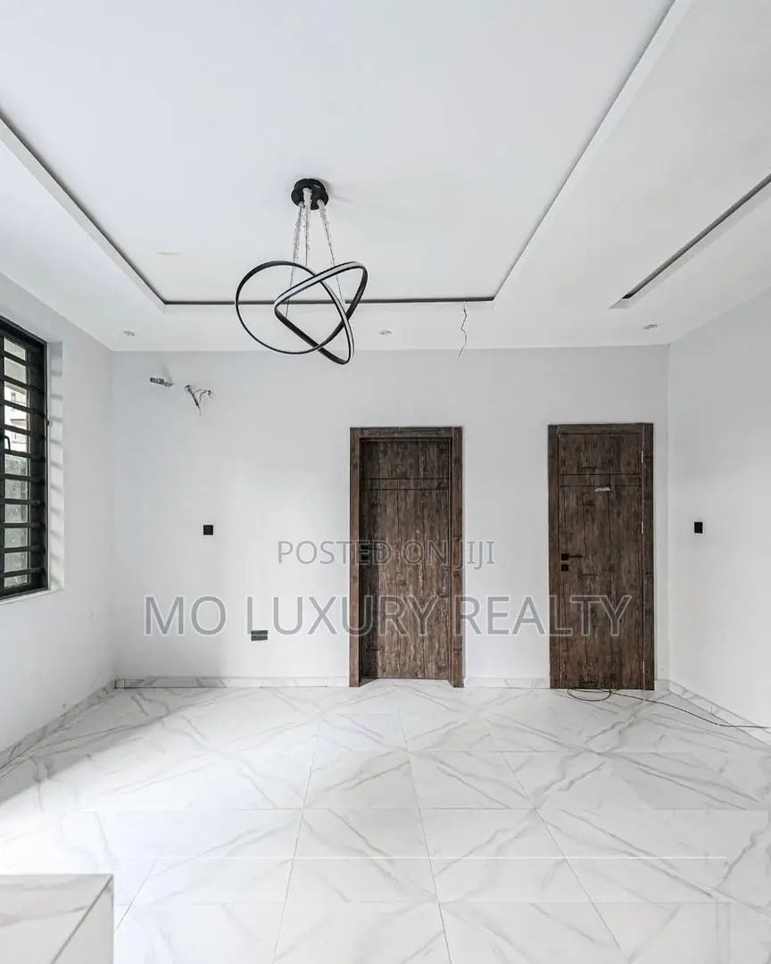 2bdrm Apartment in Court, Ikate for rent in Ikate