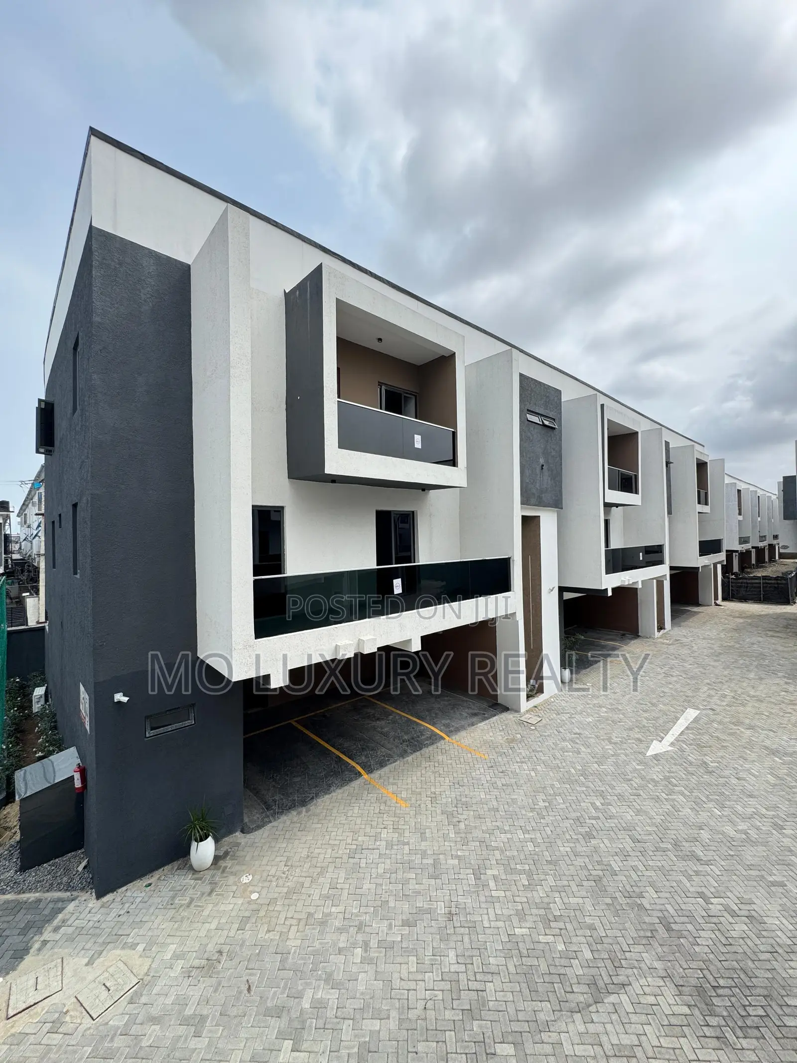 2bdrm Apartment in Court, Ikate for rent in Ikate