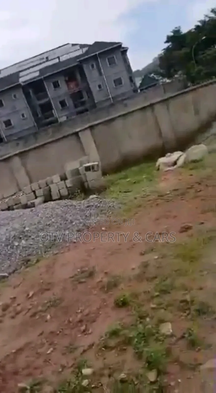 1800sqm Of Land At Guzape Main in Guzape District