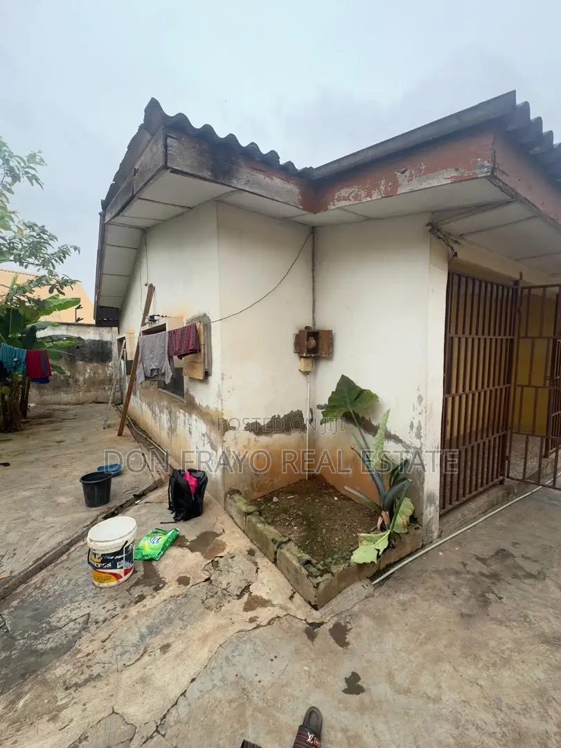 540 SQM Land With Bungalow Structure for Sale at Ikolaba Main Estate in Agodi