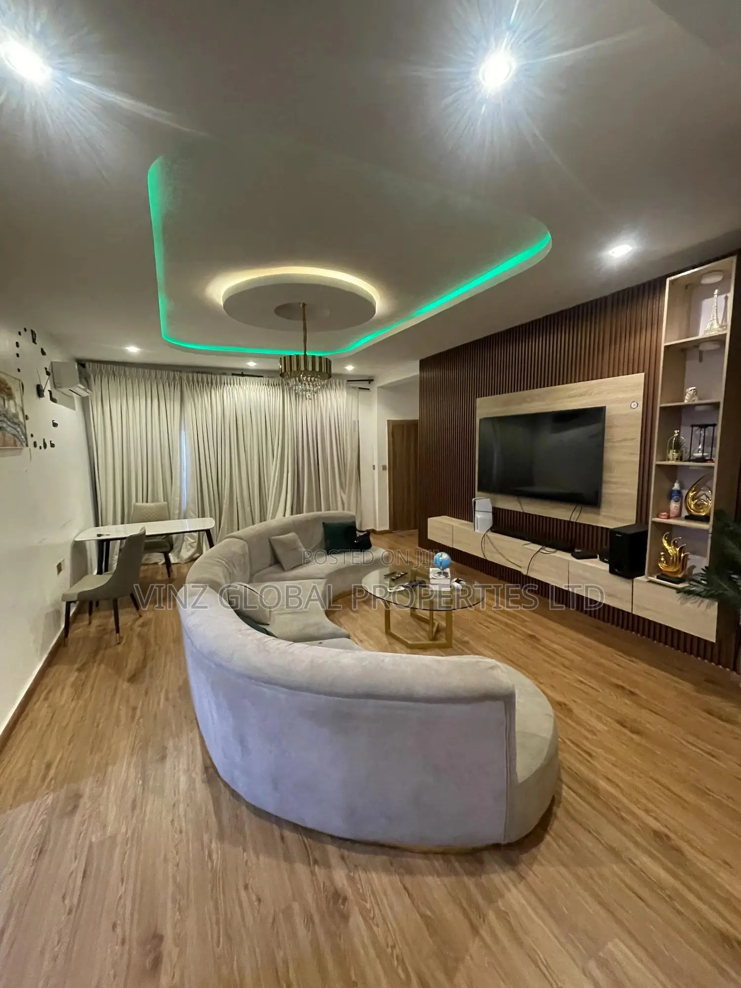Luxury 2/3 Bedroom Apartment With Ps5 Snooker Board in Lekki