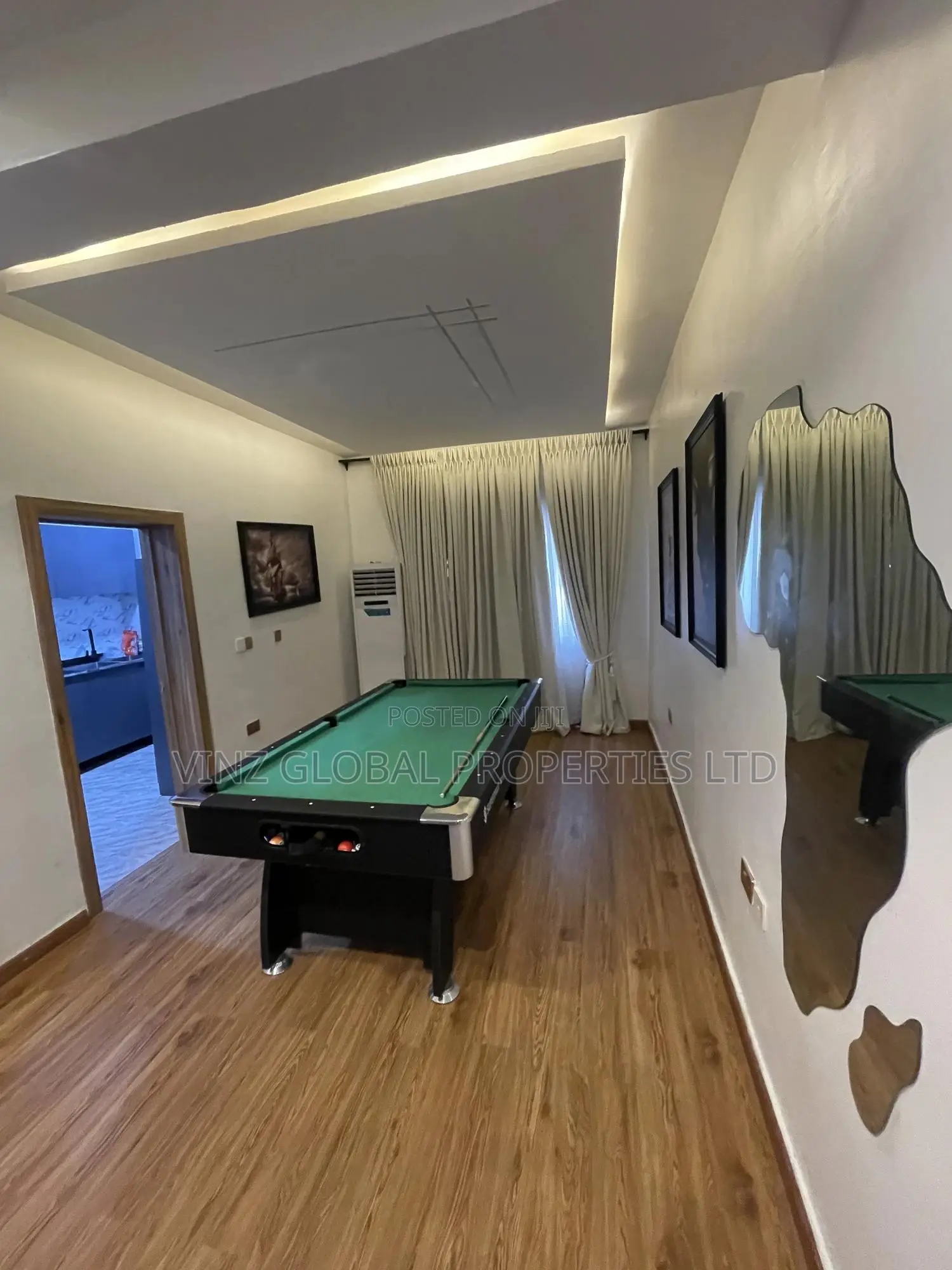Luxury 2/3 Bedroom Apartment With Ps5 Snooker Board in Lekki