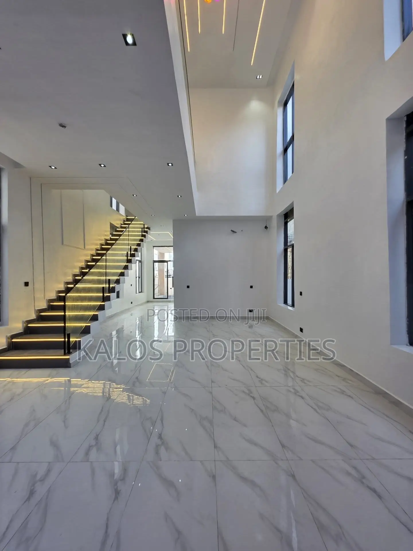 5bdrm Duplex in Ajah Lekki Lagos for sale in Ado / Ajah