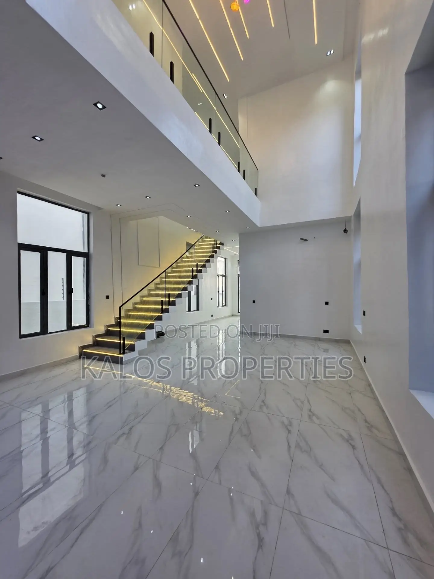 5bdrm Duplex in Ajah Lekki Lagos for sale in Ado / Ajah