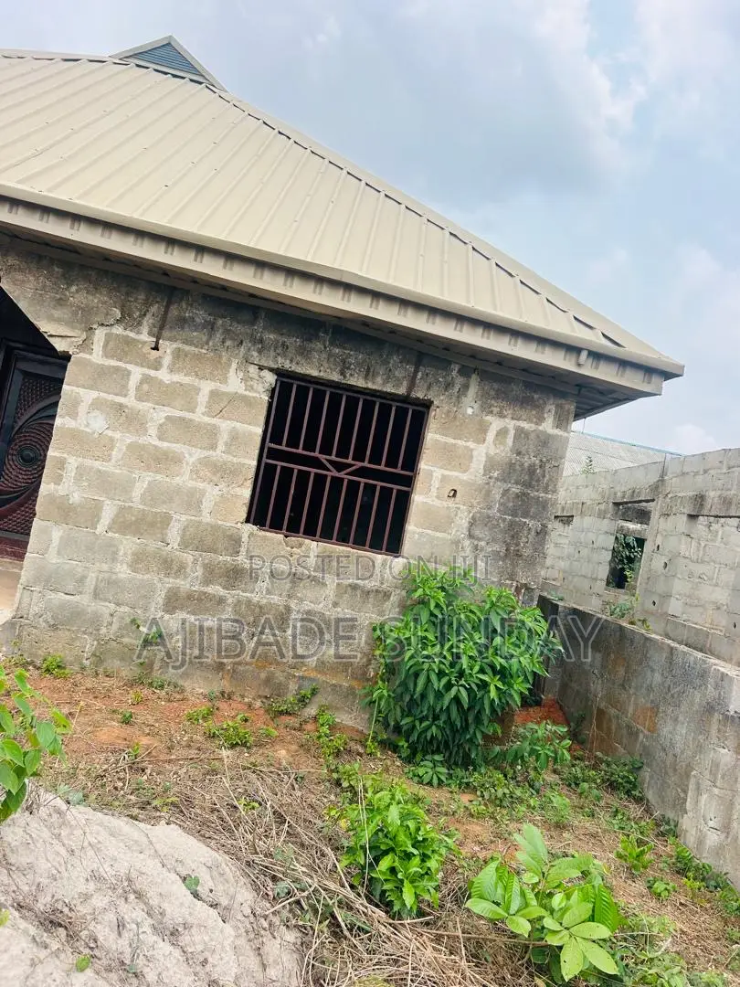 3bdrm House in Ado-Odo/Ota for sale in Ado-Odo/Ota