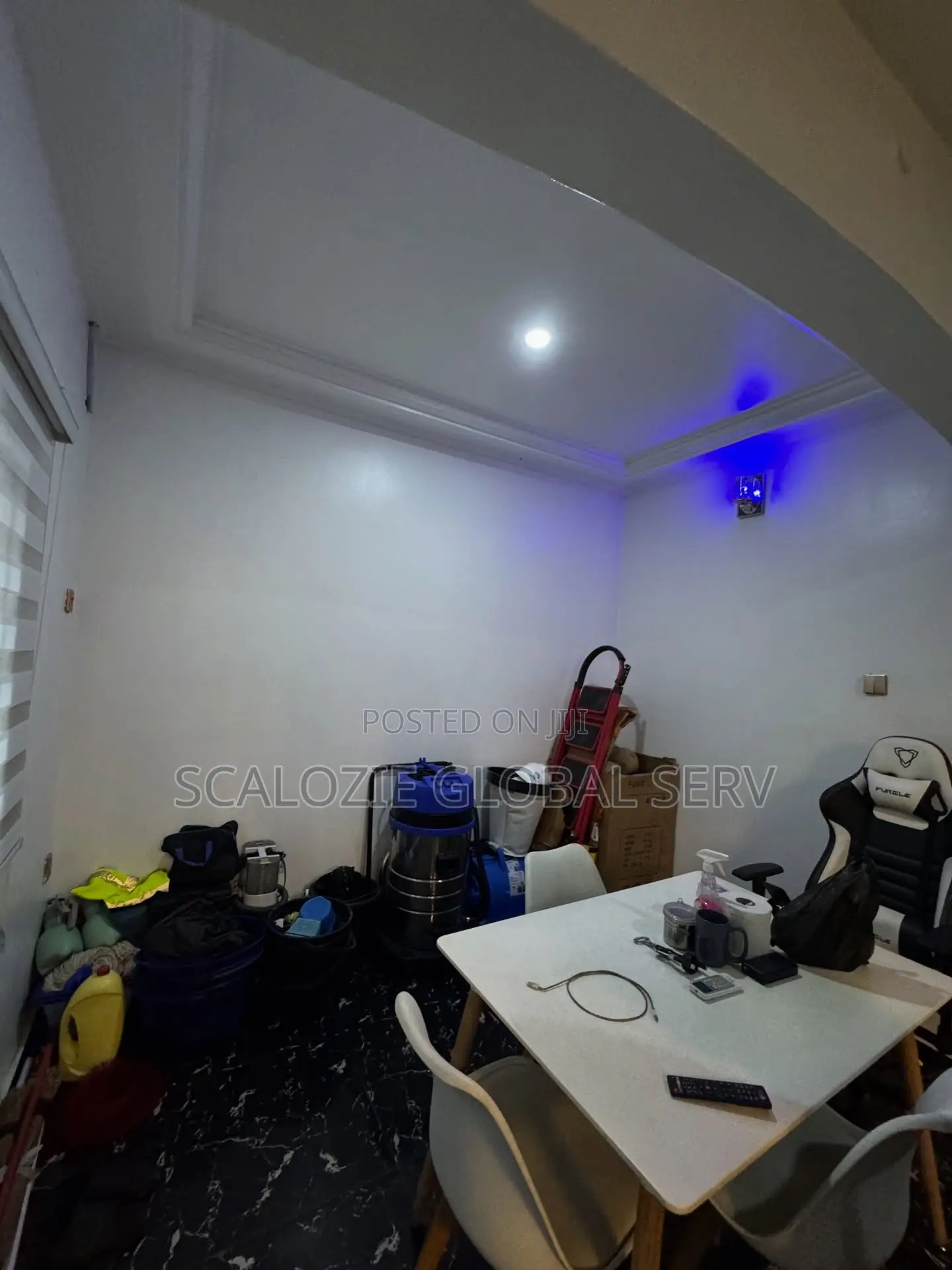 2bdrm Block of Flats in Off Resdon Hotel, for sale in Port-Harcourt
