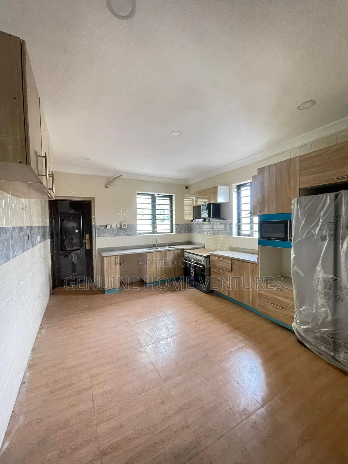 4bdrm Duplex in Shonibare for sale in Shonibare Estate