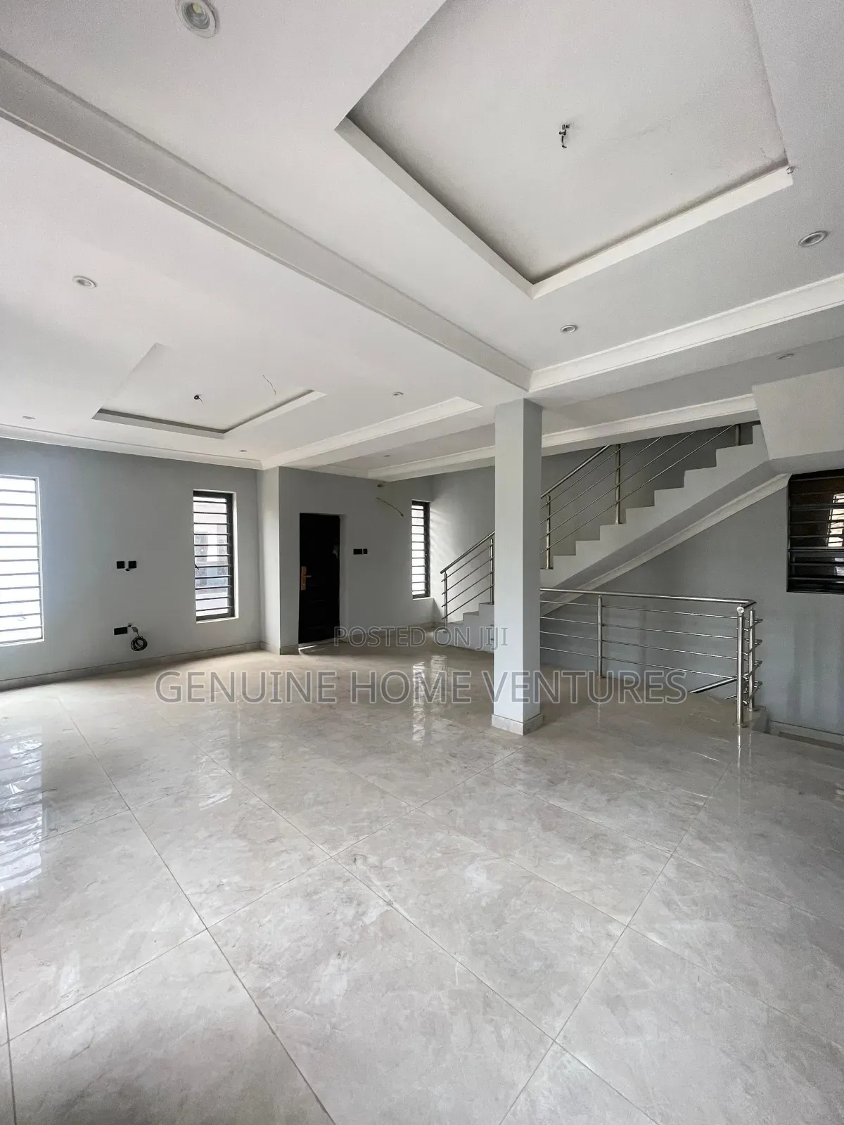 4bdrm Duplex in Shonibare for sale in Shonibare Estate