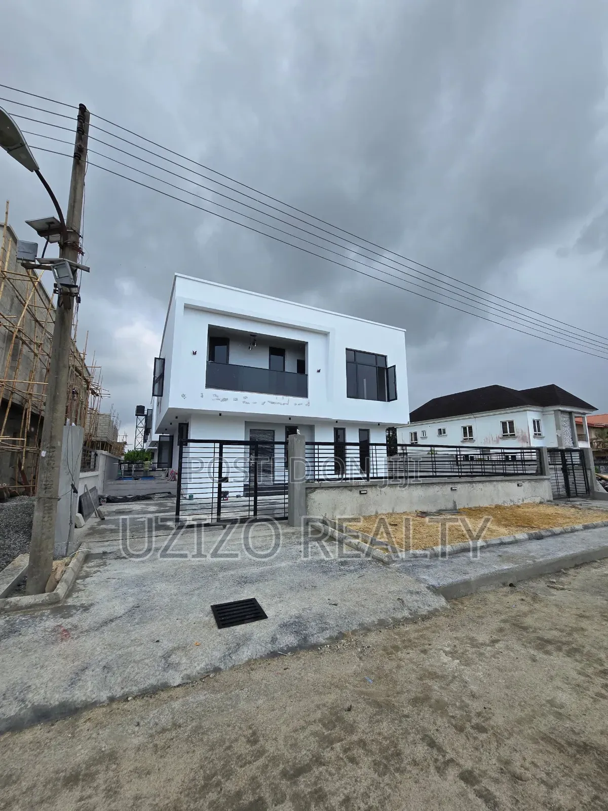 Furnished 4bdrm Duplex in Heritage Estate, Sangotedo for sale in Sangotedo