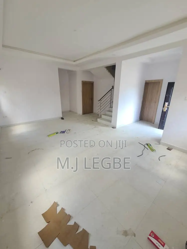 4bdrm Duplex in Abraham Adesanya for rent in Abraham Adesanya Estate