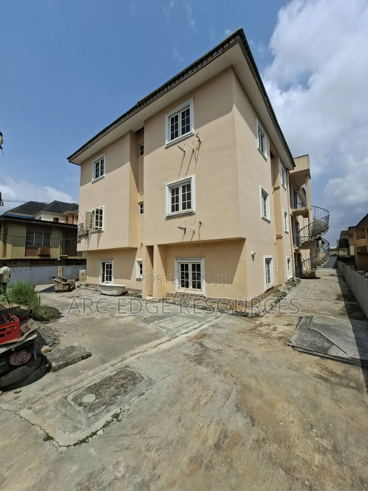 3bdrm Block of Flats in Ago Palace for sale in Ago Palace