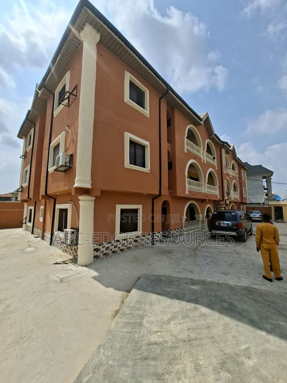 3bdrm Block of Flats in Ago Palace for sale in Ago Palace