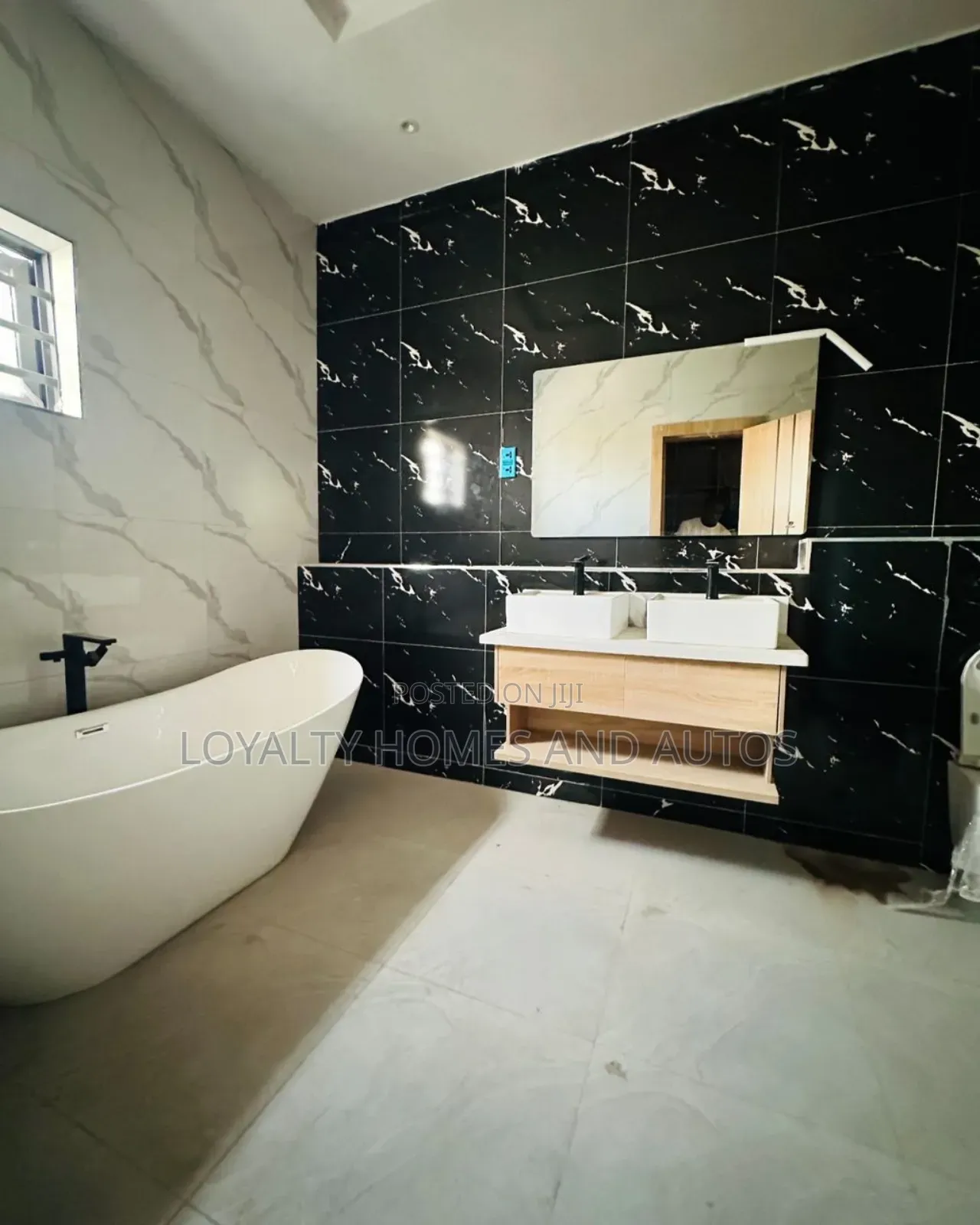 4bdrm Duplex in Adeniyi Jones Ikeja for sale in Ikeja